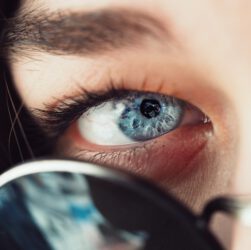 Geschwollene Augen: Als Anzeichen einer Allergie?